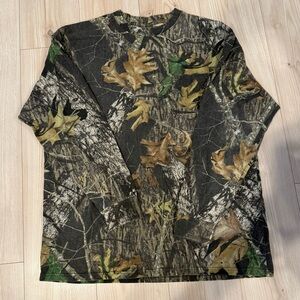 Jerzees Vintage 90s Woodland Camo Long Sleeve T-Shirt